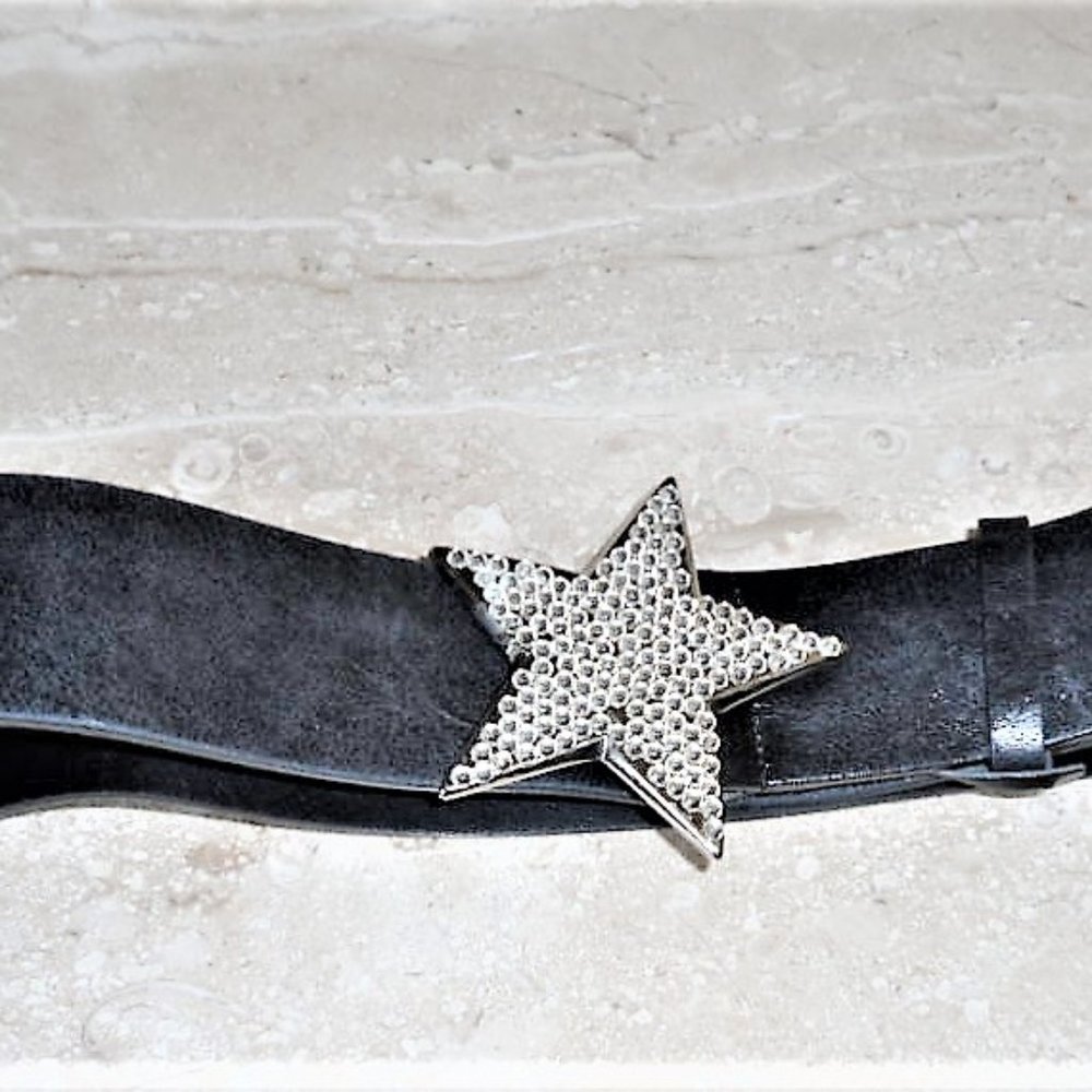 DIBARI LEATHER BELT  NWT